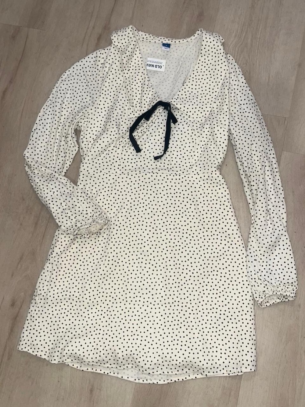 Old Navy Cream Polka Dot Long Sleeve Dress with Black Tie